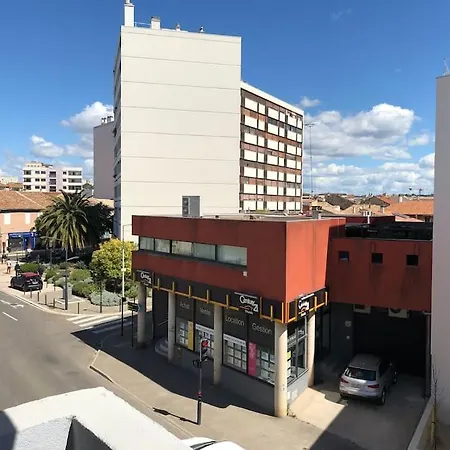 Apartment Le Studio 18 A Nimes, Proche Centre & Gare Tgv, Wifi Balcon Nimes